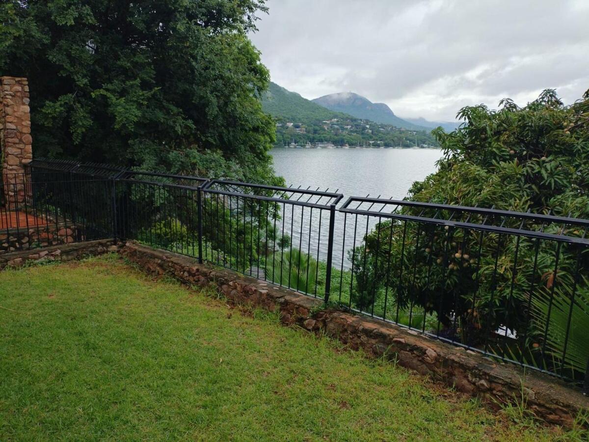 Wakanda On Hartbeespoort Dam Exterior photo