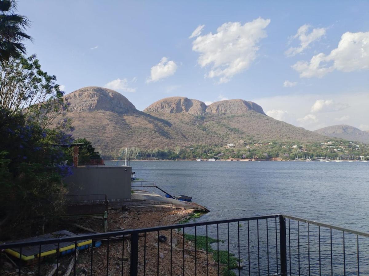 Wakanda On Hartbeespoort Dam Exterior photo